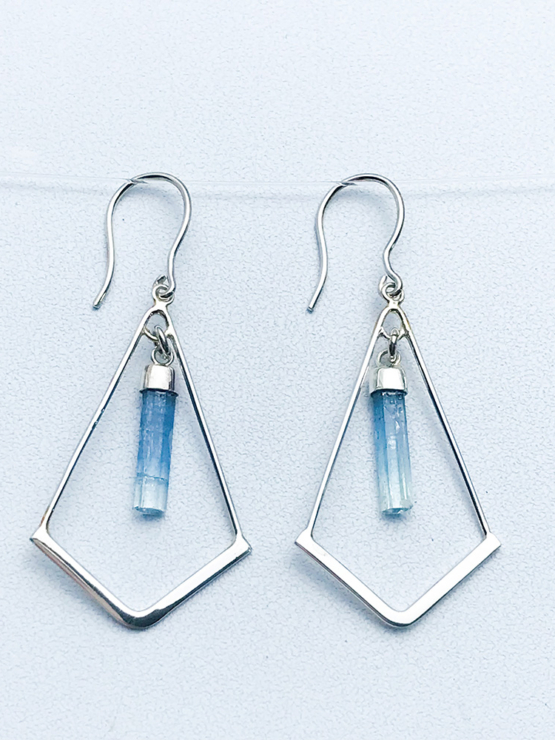 Crystal aquamarine earrings for girls aquamarine dangle earrings raw aquamarine earrings