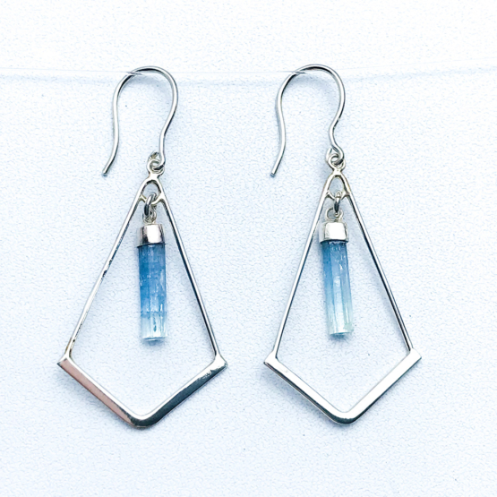 Crystal aquamarine earrings for girls aquamarine dangle earrings raw aquamarine earrings