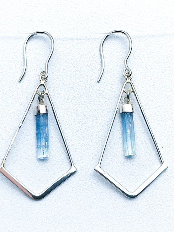 Crystal aquamarine earrings for girls aquamarine dangle earrings raw aquamarine earrings