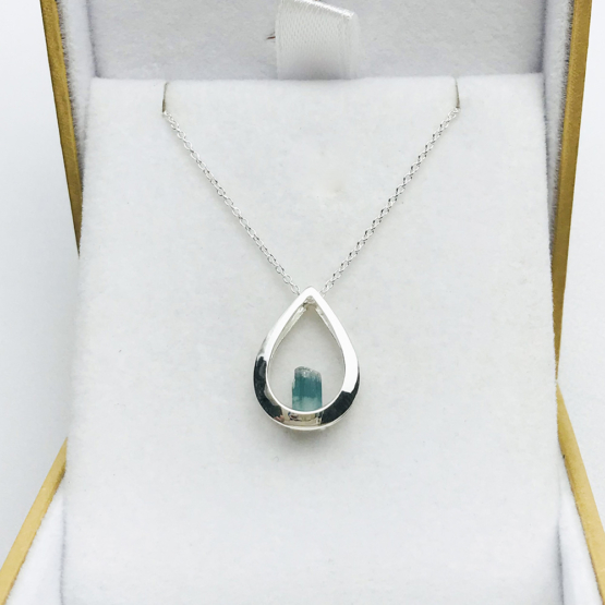 Indicolite tourmaline pendant