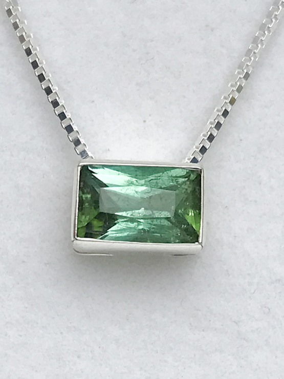 green tourmaline pendant for women-Fine green tourmaline pendant-Faceted green tourmaline pendant