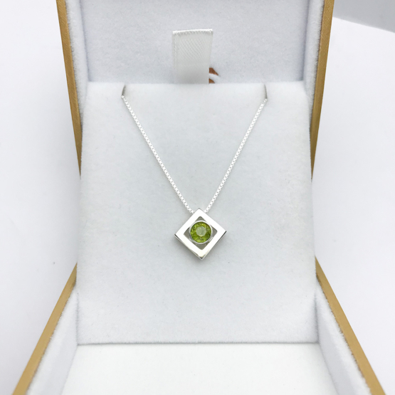 green tourmaline pendant for women-Fine green tourmaline pendant-Faceted green tourmaline pendant