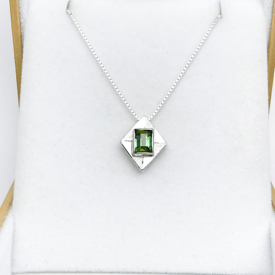 green tourmaline pendant for women-Fine green tourmaline pendant-Faceted green tourmaline pendant