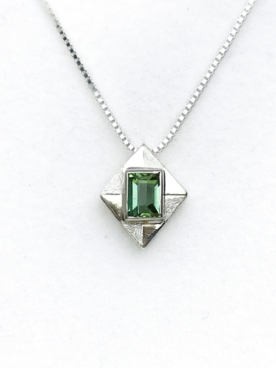 green tourmaline pendant for women-Fine green tourmaline pendant-Faceted green tourmaline pendant