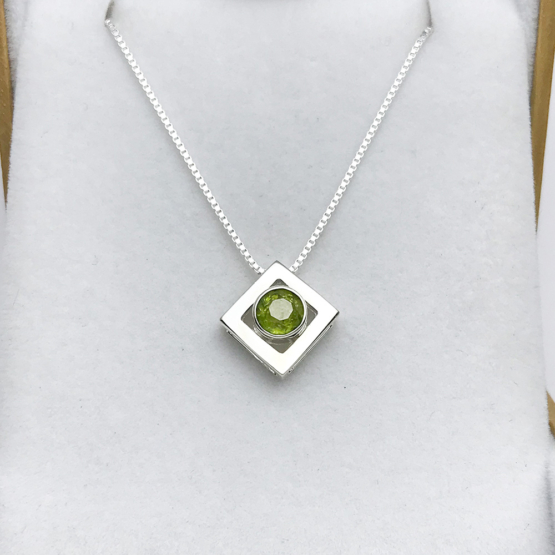 green tourmaline pendant for women-Fine green tourmaline pendant-Faceted green tourmaline pendant
