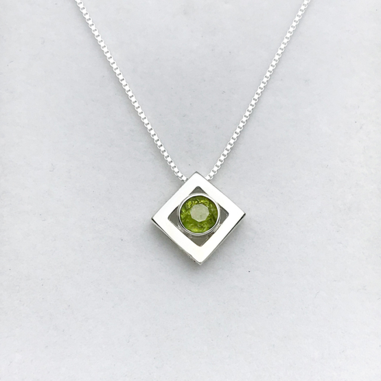 green tourmaline pendant for women-Fine green tourmaline pendant-Faceted green tourmaline pendant