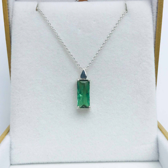 Natural green tourmaline pendant for women- Fine green tourmaline pendant-Faceted green tourmaline pendant