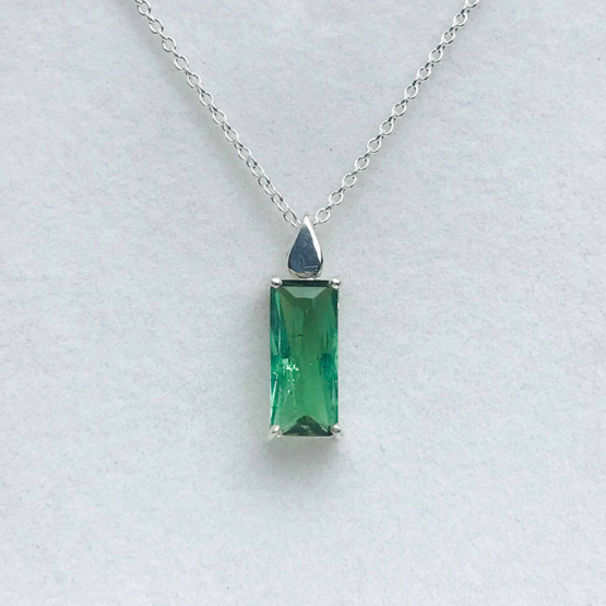 Natural green tourmaline pendant for women- Fine green tourmaline pendant-Faceted green tourmaline pendant