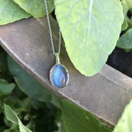 High quality labradorite pendant for girl