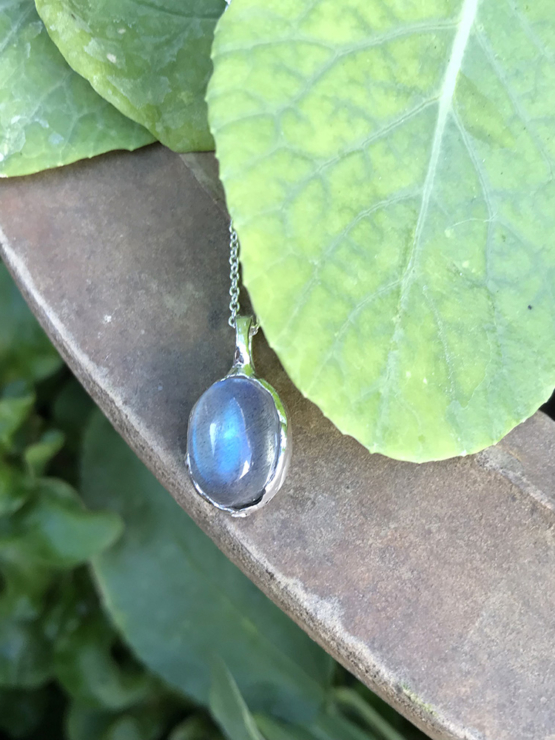 High quality labradorite pendant for girl