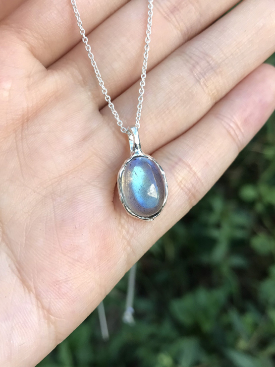 High quality labradorite pendant for girl