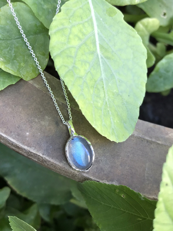 High quality labradorite pendant for girl