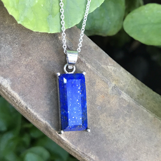 Lapis pendant