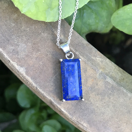 Lapis pendant necklace