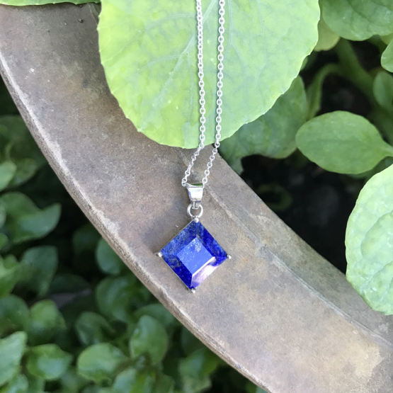 Lapis pendant necklace