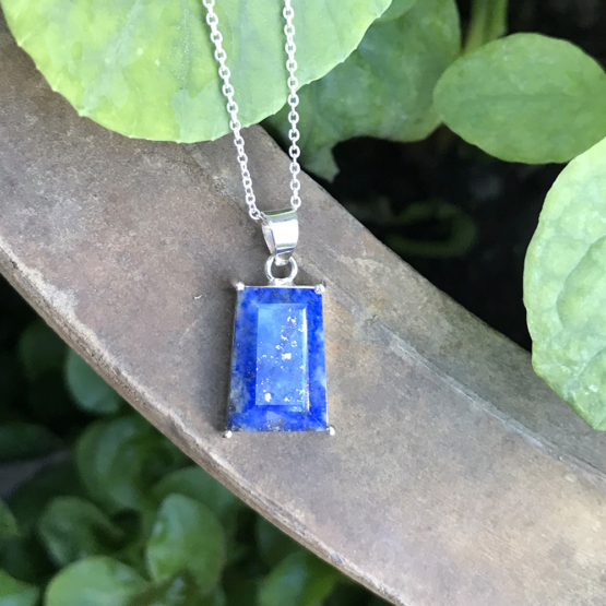 Lapis pendant necklace