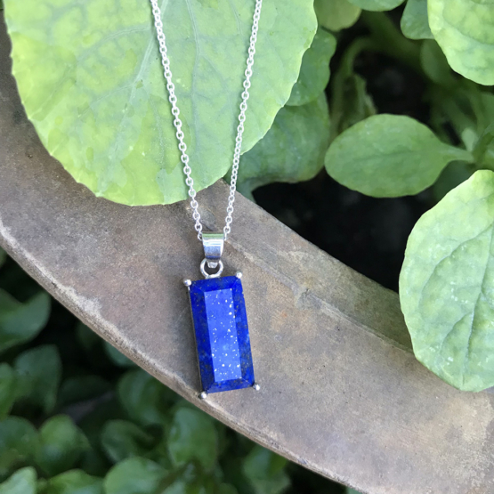 Lapis pendant