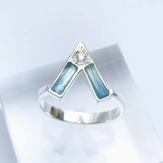 Raw aquamarine ring for girls