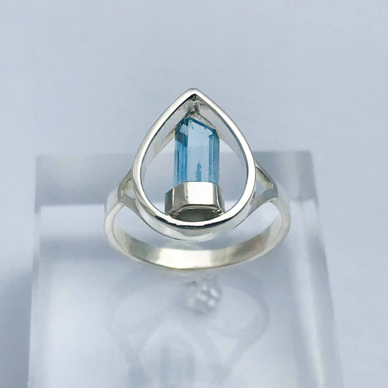 Raw aquamarine ring for girls
