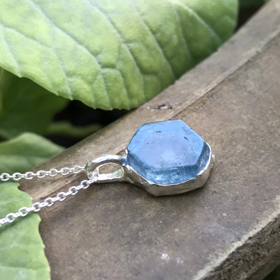 aquamarine pendant necklace for girls-Natural aquamarine pendant-Blue gemstone pendant