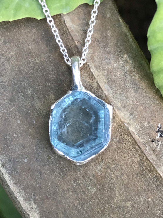 aquamarine pendant necklace for girls-Natural aquamarine pendant-Blue gemstone pendant