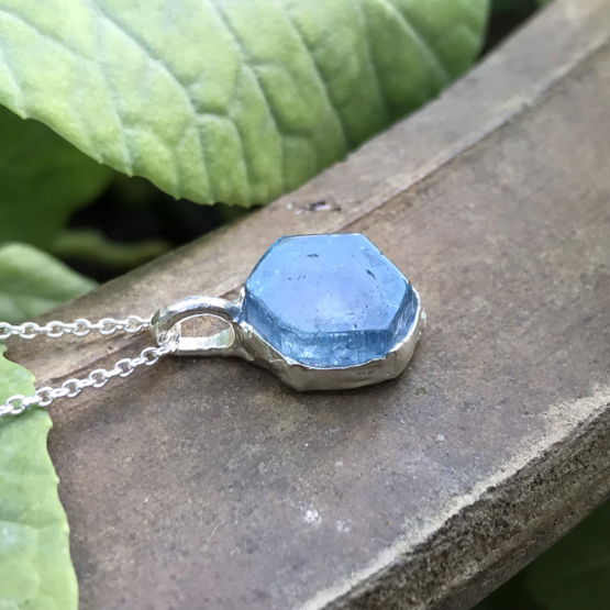 aquamarine pendant necklace for girls-Natural aquamarine pendant-Blue gemstone pendant
