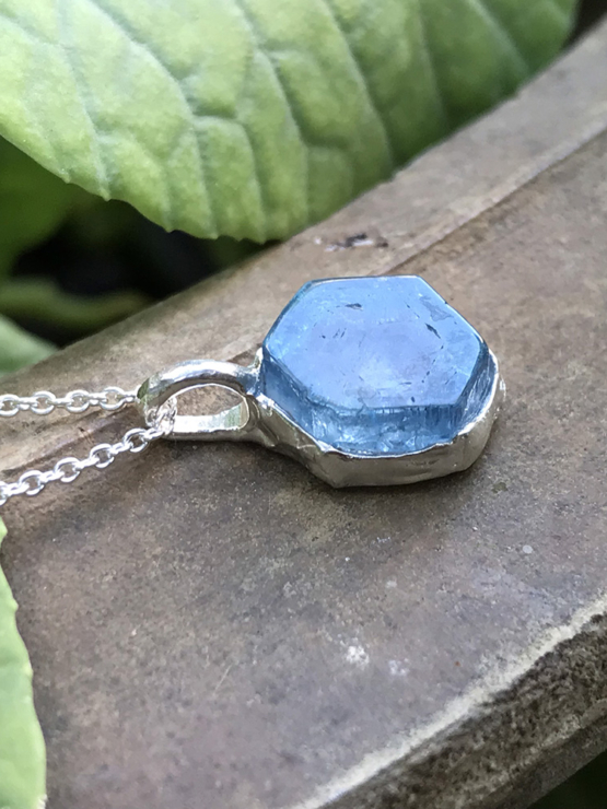 aquamarine pendant necklace for girls-Natural aquamarine pendant-Blue gemstone pendant