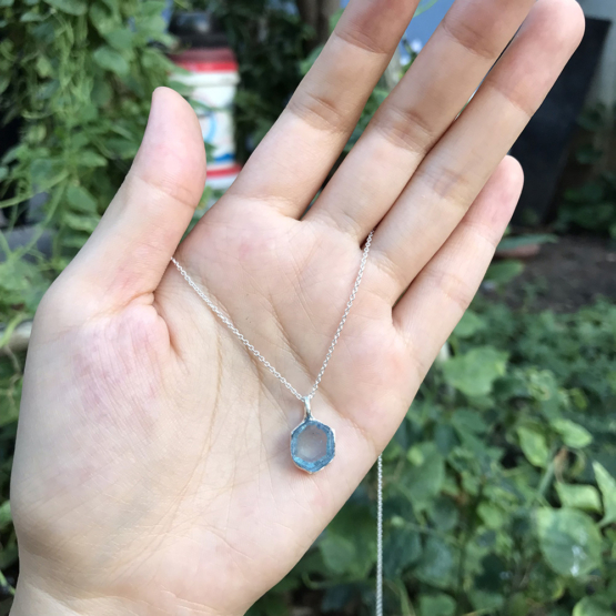 aquamarine pendant necklace for girls-Natural aquamarine pendant-Blue gemstone pendant