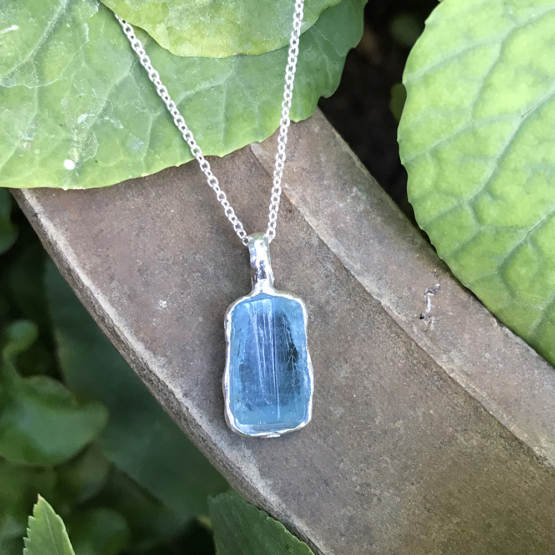 aquamarine pendant necklace for girls-Natural aquamarine pendant-Blue gemstone pendant