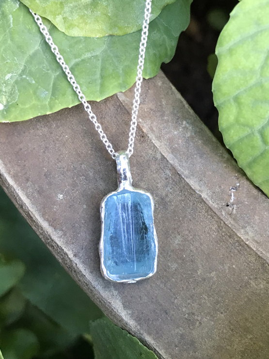 aquamarine pendant necklace for girls-Natural aquamarine pendant-Blue gemstone pendant