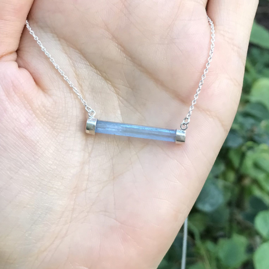 Horizontal aquamarine necklace for girls - aquamarine choker - horizontal crystal choker