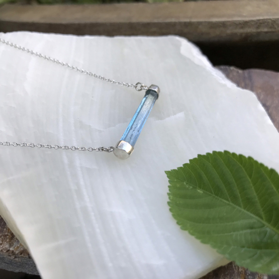 Horizontal aquamarine necklace for girls - aquamarine choker - horizontal crystal choker