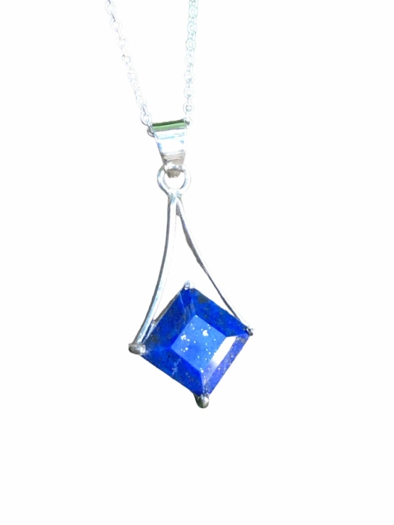 Lapis lazuli pendant