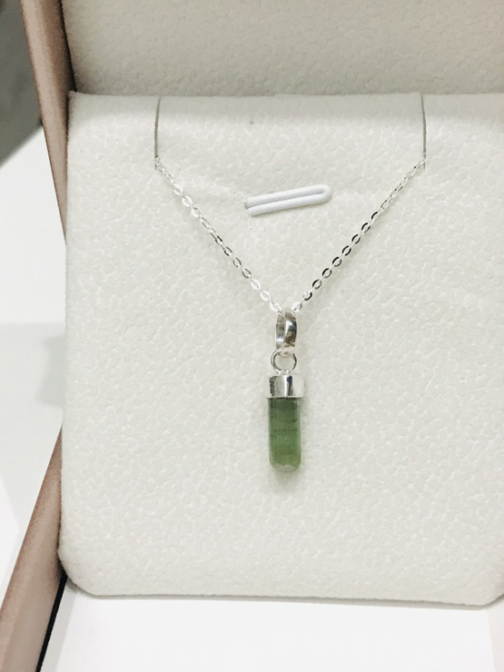 Natural green tourmaline pendant for women- Raw green tourmaline pendant- green tourmaline pendant- tourmaline crystal pendant