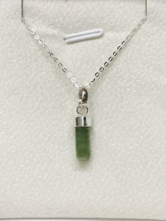 Natural green tourmaline pendant for women- Raw green tourmaline pendant- green tourmaline pendant- tourmaline crystal pendant