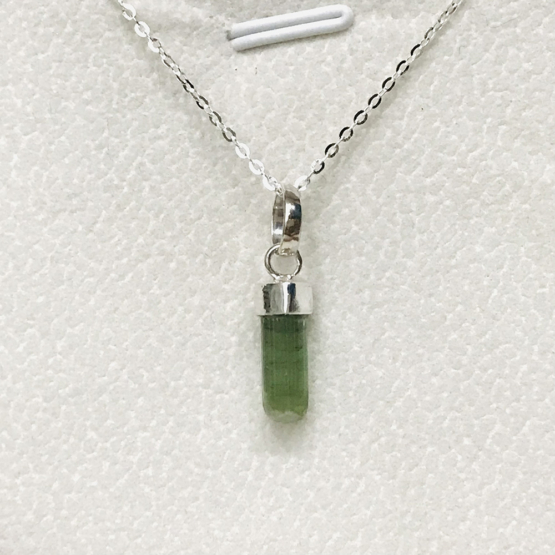 Natural green tourmaline pendant for women- Raw green tourmaline pendant- green tourmaline pendant- tourmaline crystal pendant