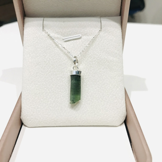 Natural green tourmaline pendant for women- Raw green tourmaline pendant- green tourmaline pendant- tourmaline crystal pendant