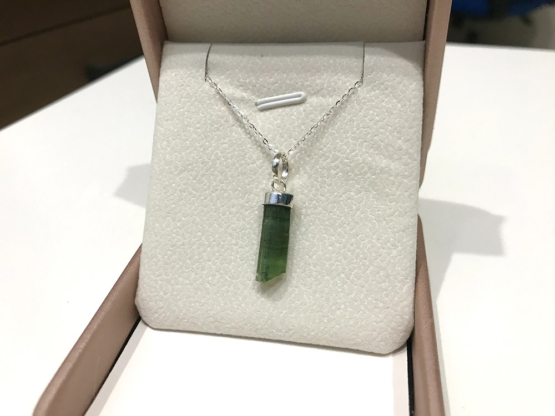 Natural green tourmaline pendant for women- Raw green tourmaline pendant- green tourmaline pendant- tourmaline crystal pendant