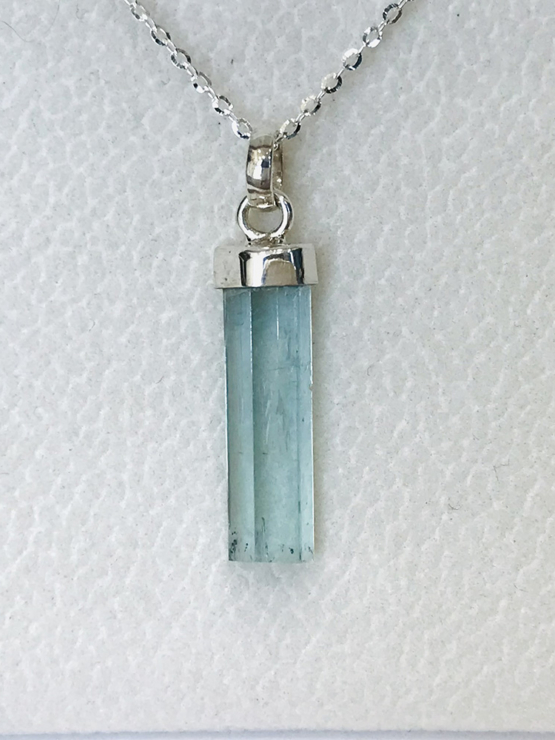 Raw aquamarine pendant necklace for girls-Natural aquamarine pendant-Blue gemstone pendant