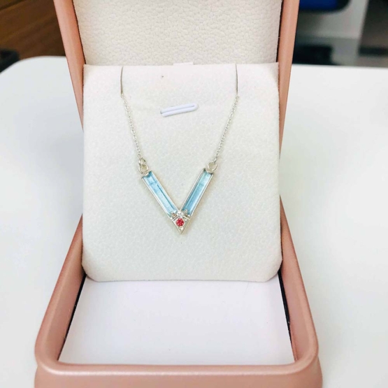 Aquamarine choker necklace