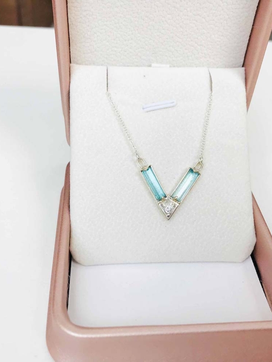 Aquamarine choker necklace for girls