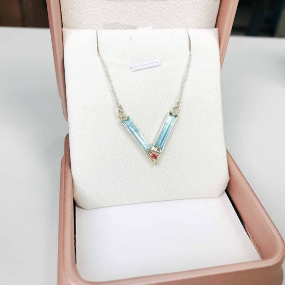 Aquamarine choker necklace