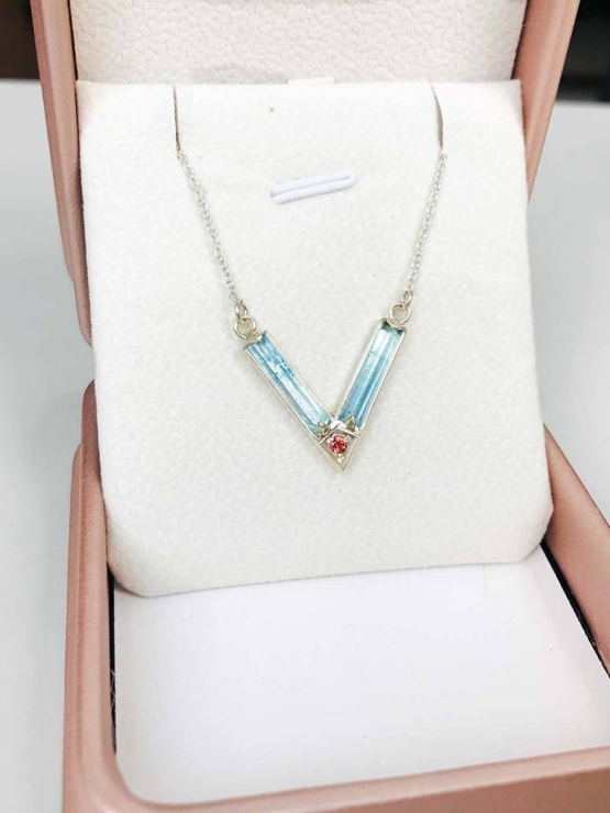 Aquamarine choker necklace