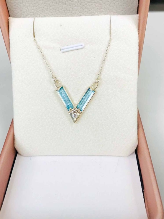 Aquamarine choker necklace for girls
