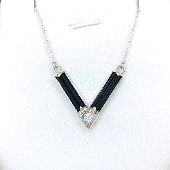 Black tourmaline choker necklace for girls - Black tourmaline V choker - V letter choker - Black crystal choker