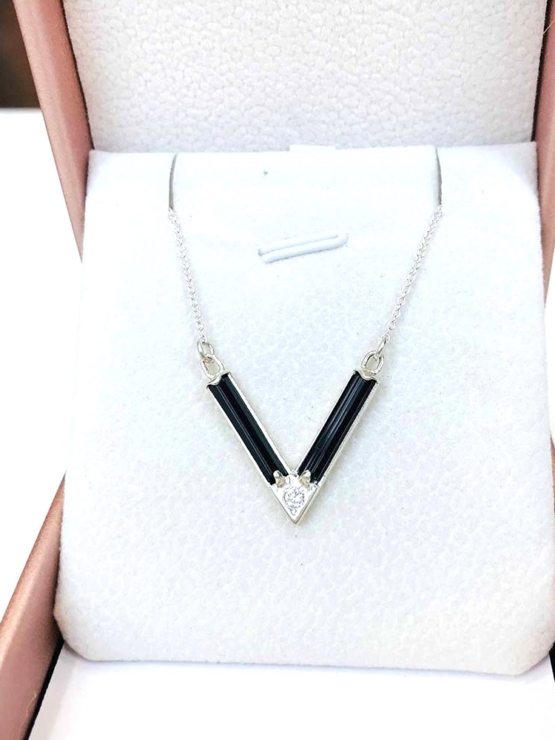 Black tourmaline choker necklace for girls - Black tourmaline V choker - V letter choker - Black crystal choker