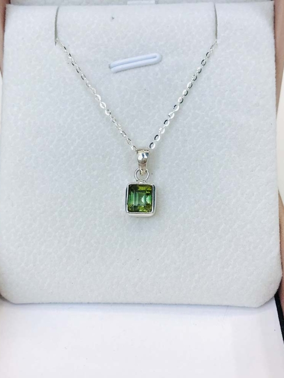 Faceted green tourmaline pendant necklace for girls - Fine green tourmaline pendant necklace