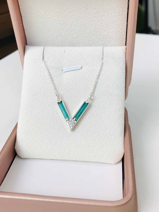 Green tourmaline choker necklace for girls