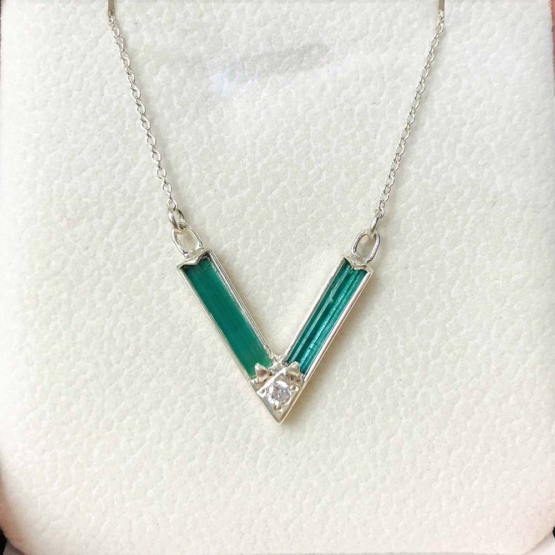 Green tourmaline choker necklace for girls