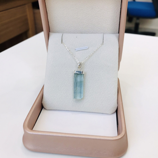 Raw aquamarine crystal pendant necklace for girls-Natural aquamarine pendant-Blue gemstone pendant